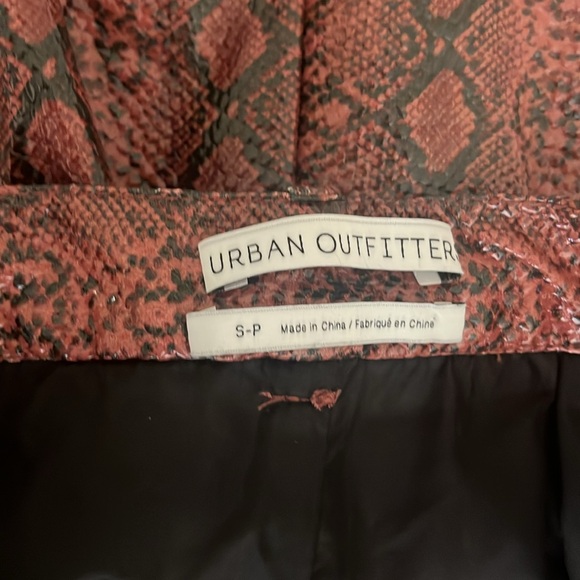 Urban Outfitters Finley Faux Snakeskin Button Front Skirt Size Small - Picture 6 of 9